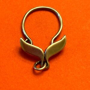 James Avery retired whale tail charm holder